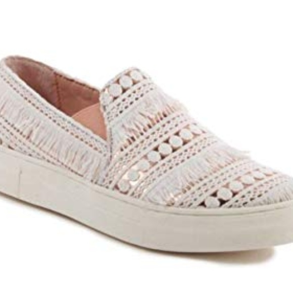 Seychelles Varsity Rose Gold Metallic Sneakers! - Picture 2 of 2